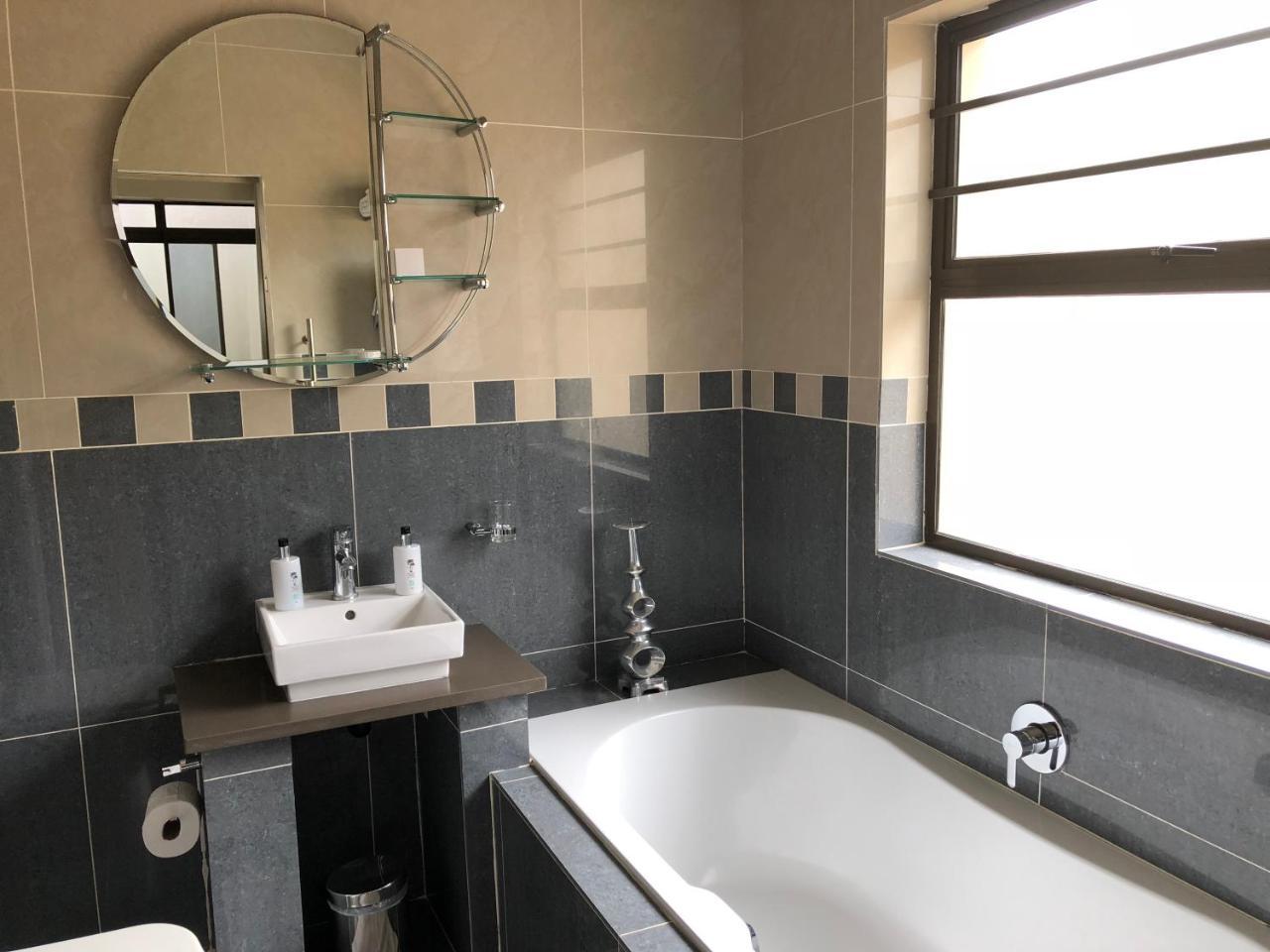Coral Beach Bed & Breakfast East London Εξωτερικό φωτογραφία