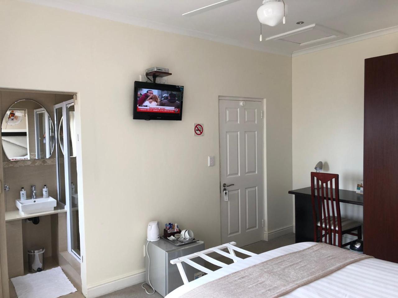 Coral Beach Bed & Breakfast East London Εξωτερικό φωτογραφία